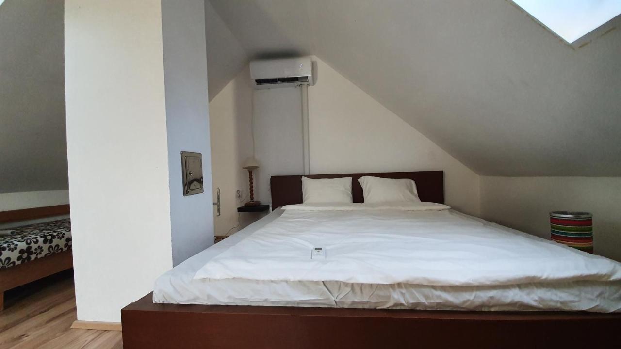 Littlepanther Balaton Villa Balatonfoldvar Exterior photo
